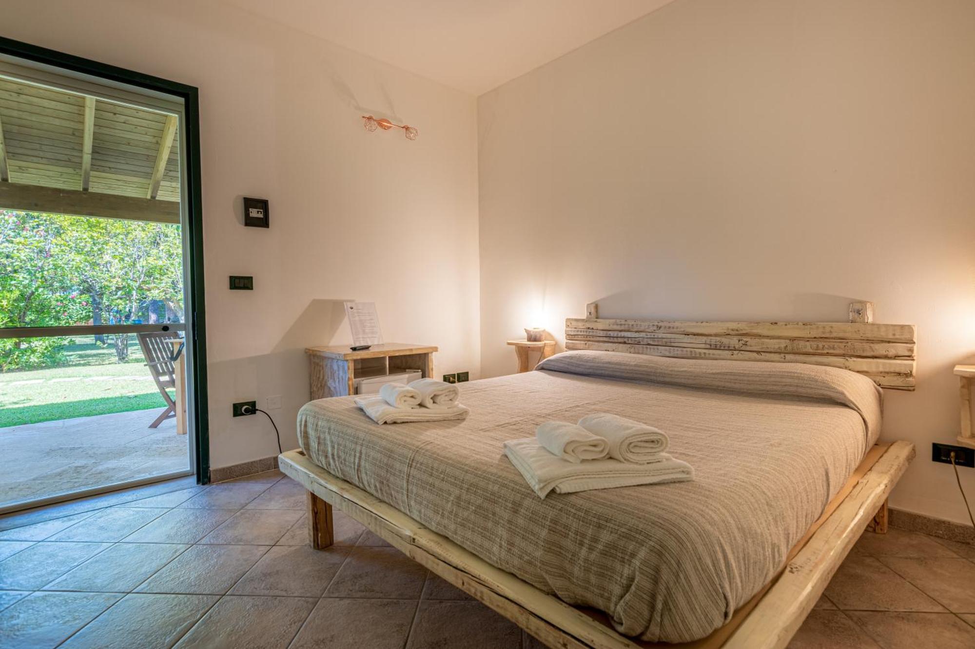 Bio Agriturismo Salos Alimini Luaran gambar